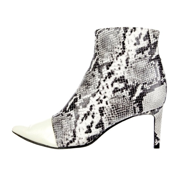 ***Sold****Rag & Bone Leather Beha Ankle Booties - So unique!! - Picture 2 of 13